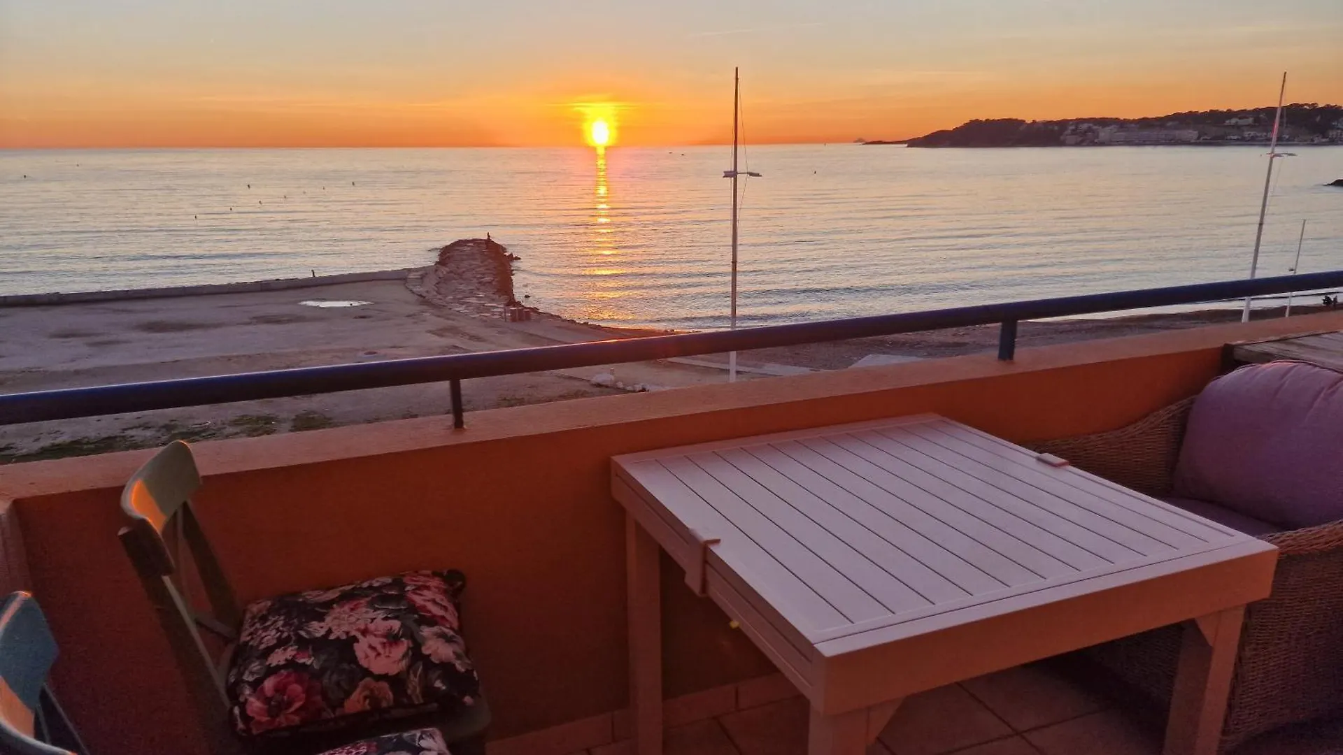 Appt T3 Vue Mer Six-Fours-les-Plages 0*,  France